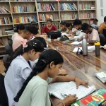 The reading room in full use